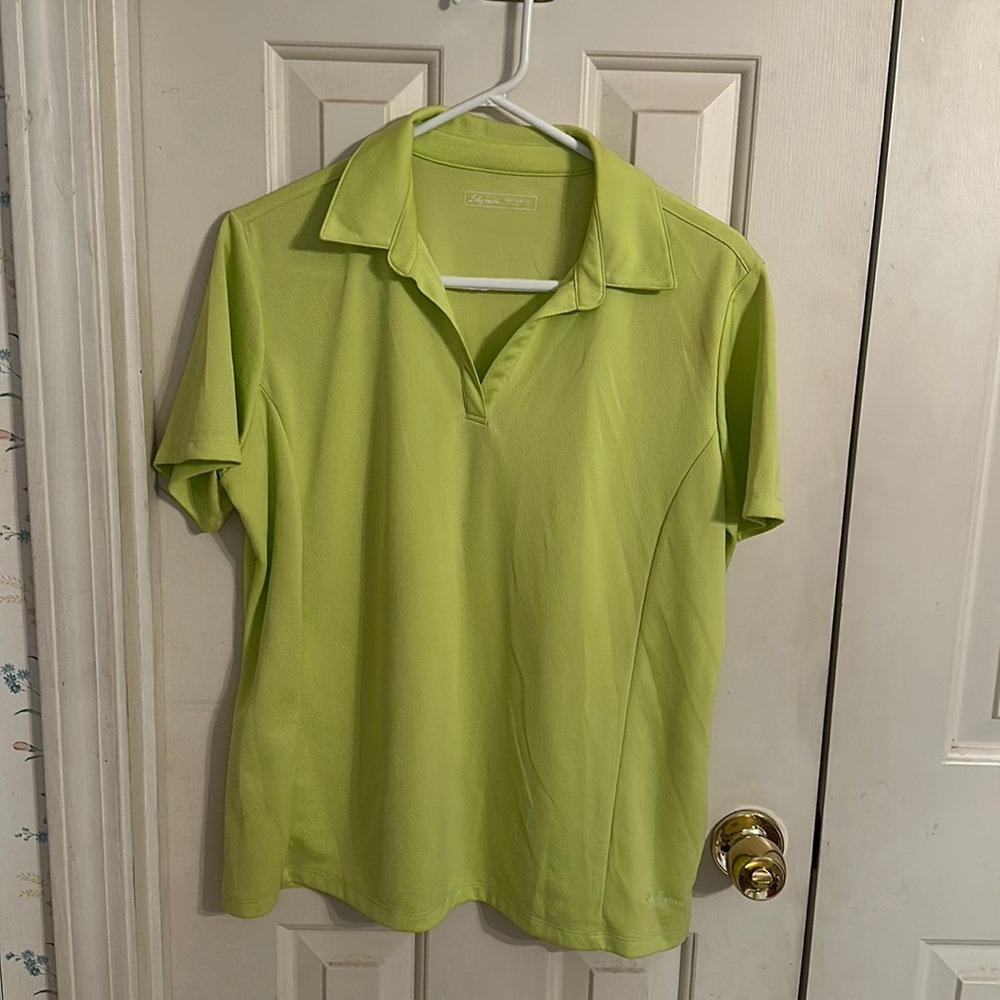 Lady Hagen wicking shirt